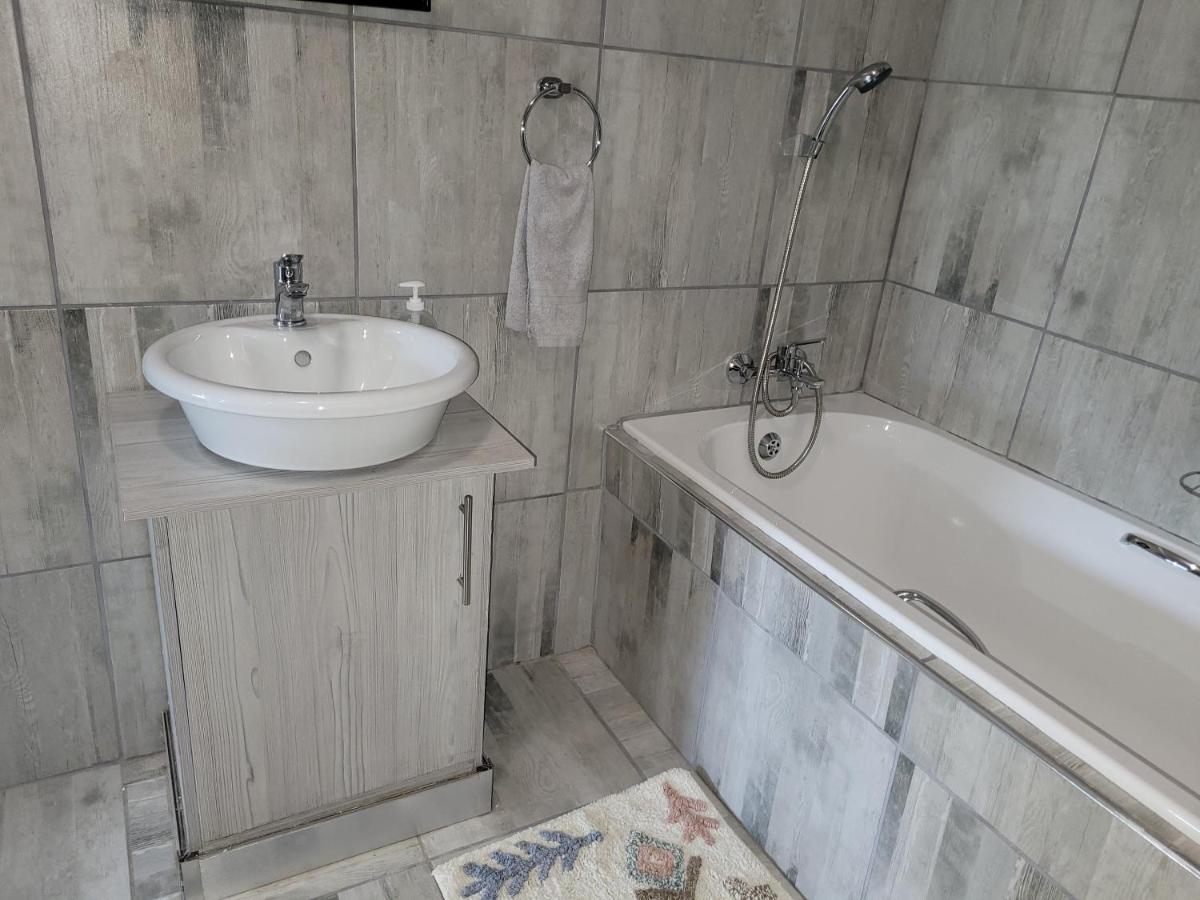 Ayana Bnb Bloemfontein Extérieur photo